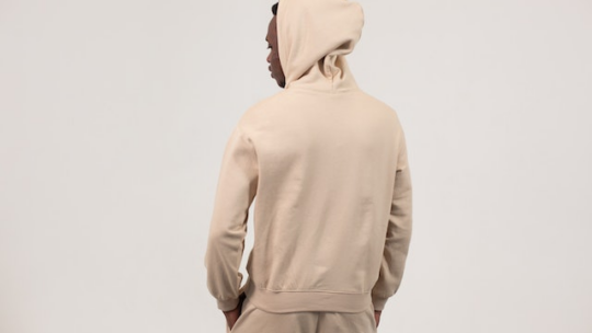 Opter pour des vetements homme eco-responsables : au-dela du style, un engagement ethique